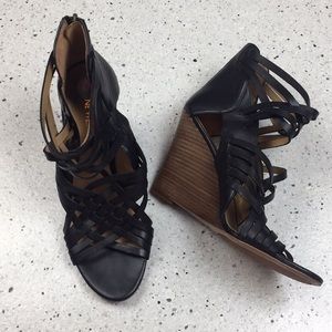 Nine West Mexicali Black Leather Wedge Sandal, 10